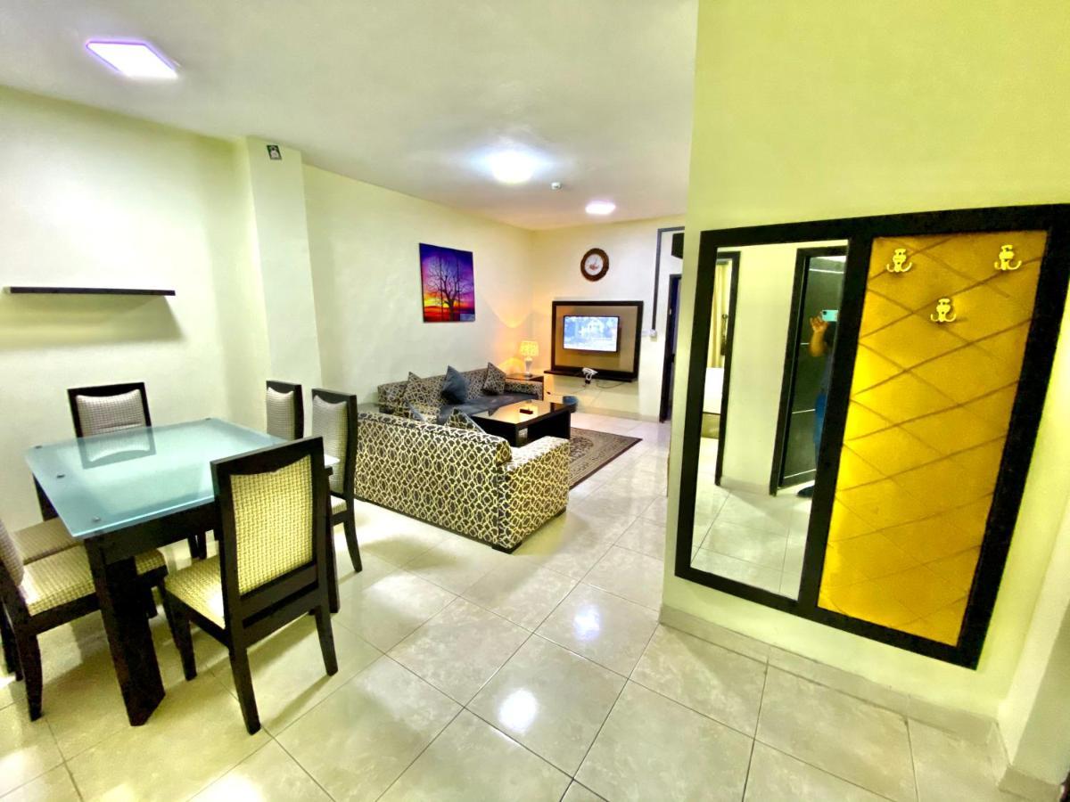 Spring Tower Aparthotel Jubail Bagian luar foto
