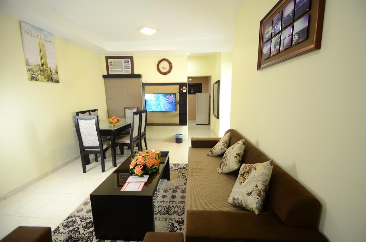 Spring Tower Aparthotel Jubail Bagian luar foto